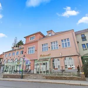Schild Otel