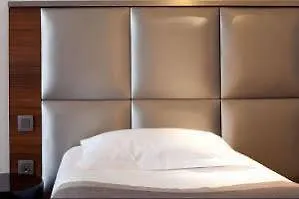 ***  Hotel Berne Opera Paris Fransa
